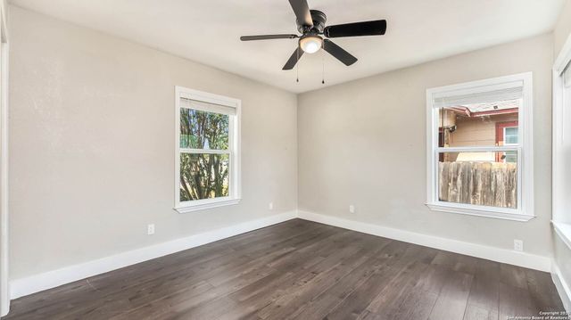 306 Hermine, San Antonio, TX 78212