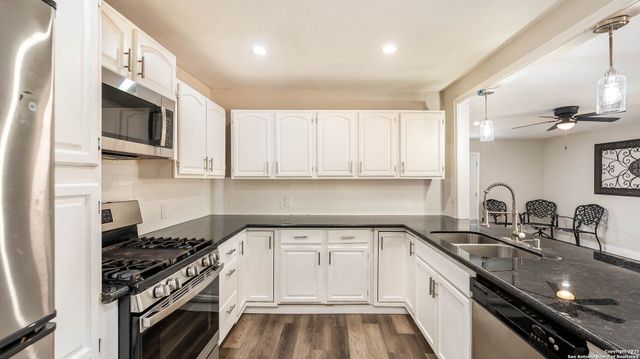 306 Hermine, San Antonio, TX 78212