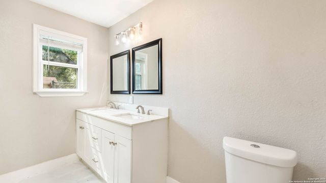 306 Hermine, San Antonio, TX 78212