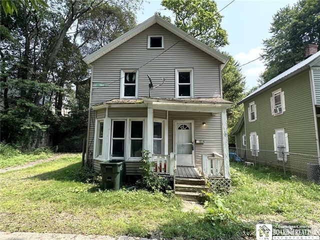 14 Sumner Place, Jamestown, NY 14701