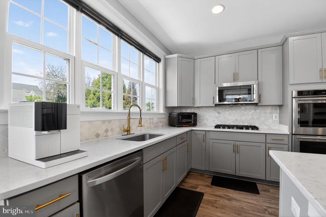 805 STEPHAN MACE CT, Purcellville, VA 20132