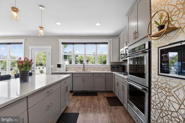 805 STEPHAN MACE CT, Purcellville, VA 20132