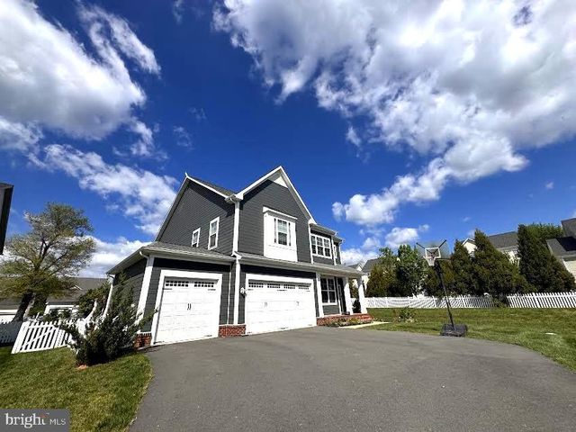 805 STEPHAN MACE CT, Purcellville, VA 20132