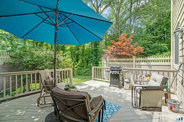 12 Boulevard Drive 24-145, Danbury, CT 06810