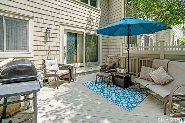 12 Boulevard Drive 24-145, Danbury, CT 06810