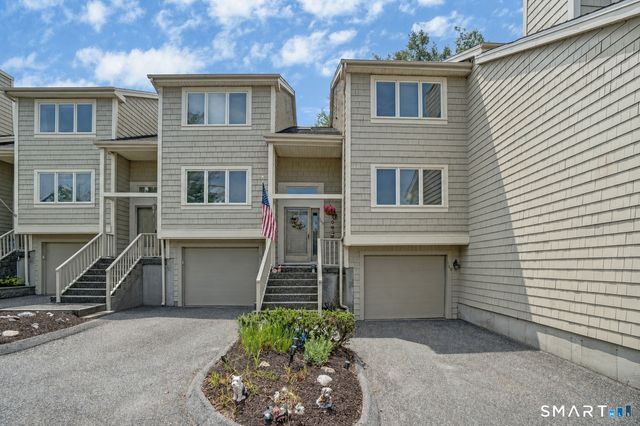 12 Boulevard Drive 24-145, Danbury, CT 06810