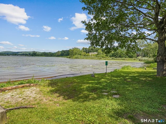 12 Boulevard Drive 24-145, Danbury, CT 06810