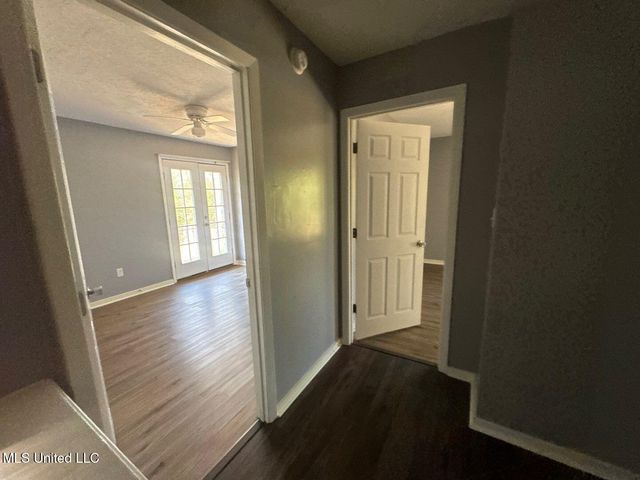 540 Woodland Hills Place, Jackson, MS 39216