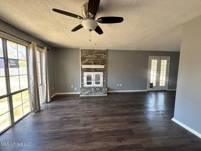 540 Woodland Hills Place, Jackson, MS 39216