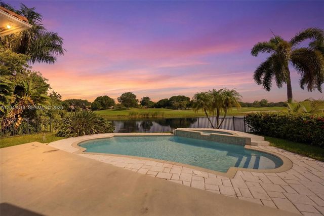 12388 Classic Drive, Coral Springs, FL 33071