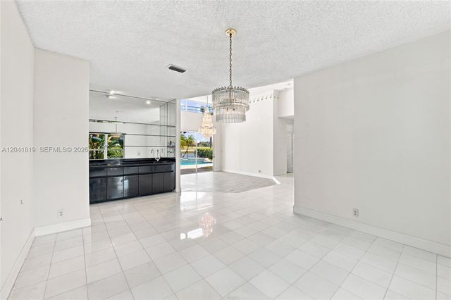 12388 Classic Drive, Coral Springs, FL 33071
