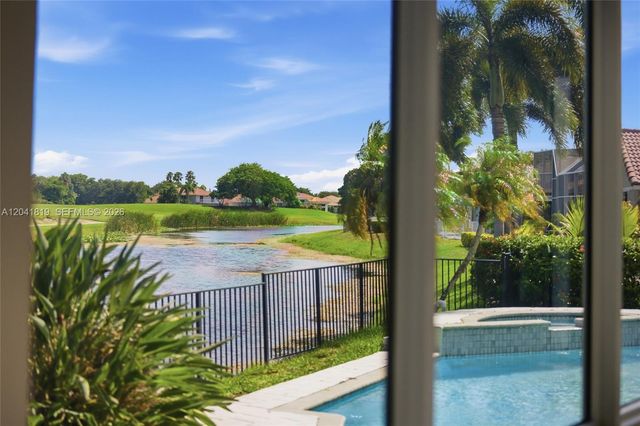 12388 Classic Drive, Coral Springs, FL 33071