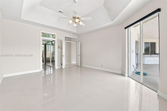 12388 Classic Drive, Coral Springs, FL 33071