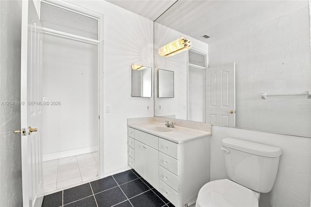 12388 Classic Drive, Coral Springs, FL 33071
