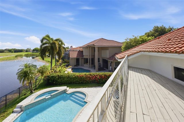 12388 Classic Drive, Coral Springs, FL 33071