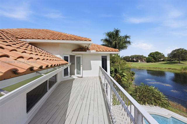 12388 Classic Drive, Coral Springs, FL 33071