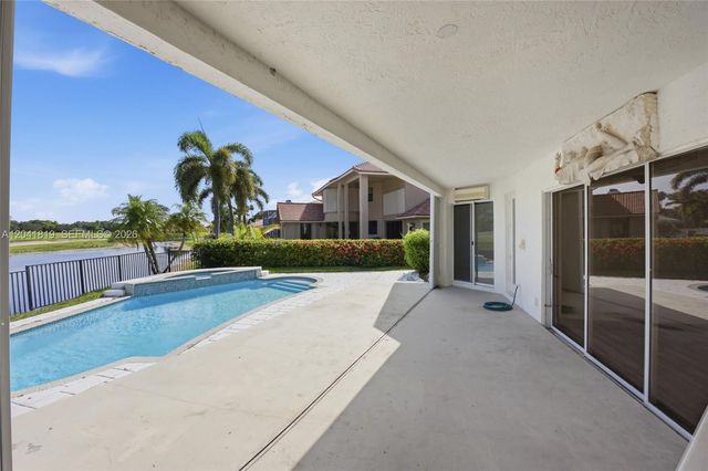 12388 Classic Drive, Coral Springs, FL 33071
