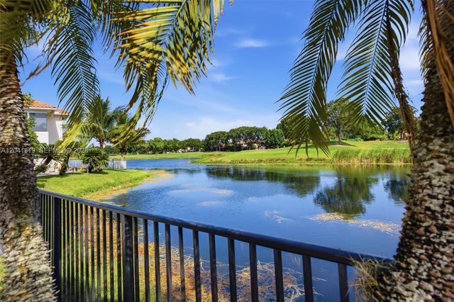 12388 Classic Drive, Coral Springs, FL 33071