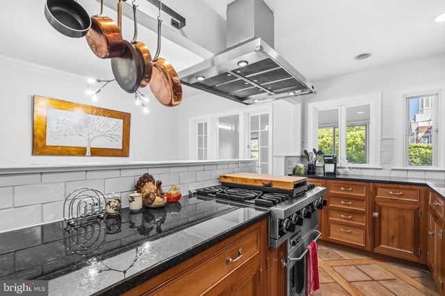 902 S SAINT ASAPH ST, Alexandria, VA 22314