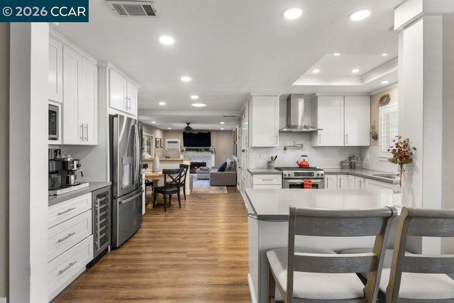 6844 Lancaster Rd, Dublin, CA 94568