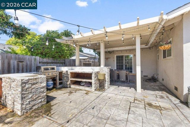 6844 Lancaster Rd, Dublin, CA 94568