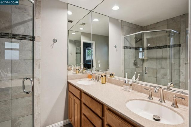 6844 Lancaster Rd, Dublin, CA 94568