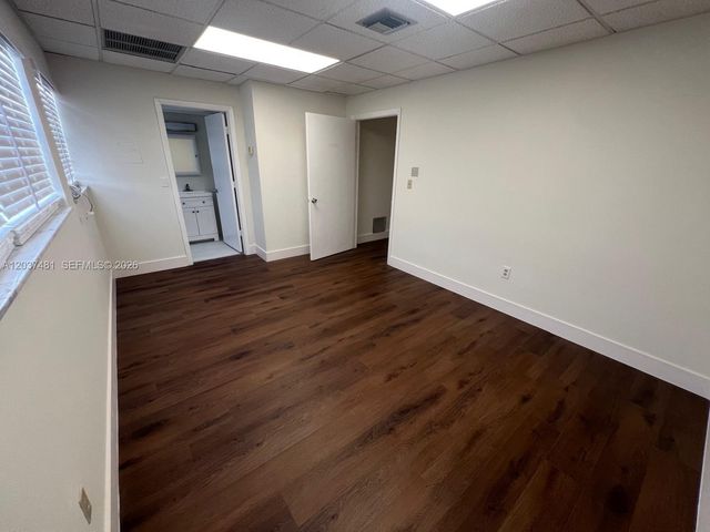 145 Madeira Ave 202, Coral Gables, FL 33134
