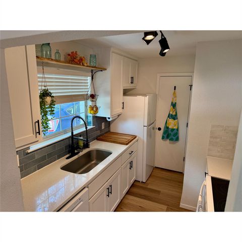 700 Nelray BLVD 1, Austin, TX 78751