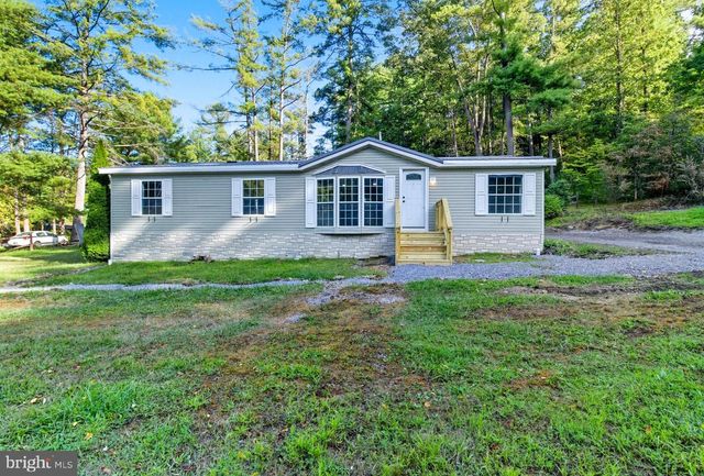 814 MARKET ST, Karthaus, PA 16845