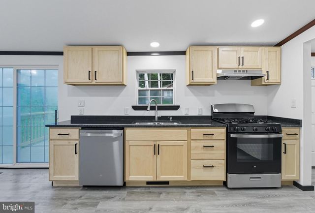 814 MARKET ST, Karthaus, PA 16845