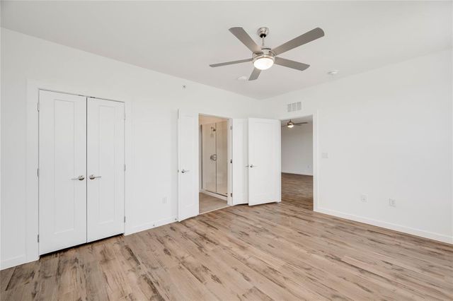 4801 Springdale RD 1307, Austin, TX 78723