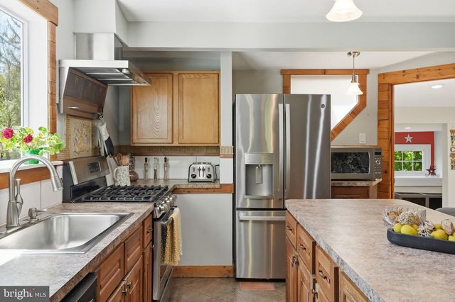 277 W BALTIMORE PIKE, Media, PA 19063