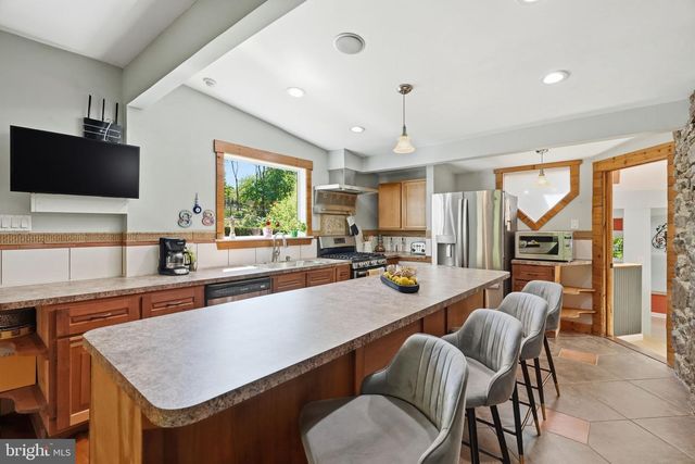 277 W BALTIMORE PIKE, Media, PA 19063