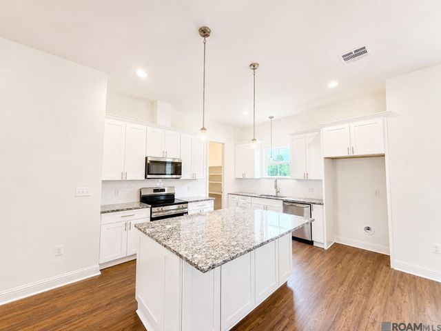 31531 Dunn Rd, Denham Springs, LA 70726