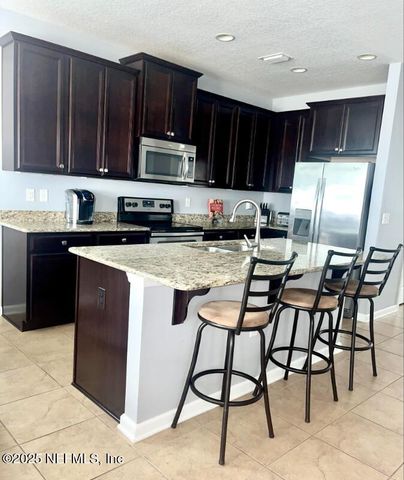 7030 CRISPIN COVE Drive, Jacksonville, FL 32258