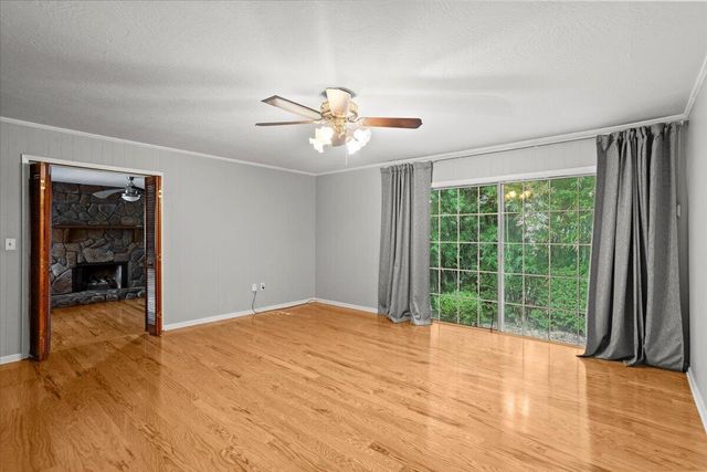 100 Lee Cir., Hattiesburg, MS 39402