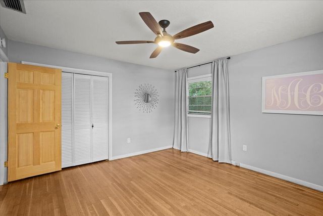 100 Lee Cir., Hattiesburg, MS 39402