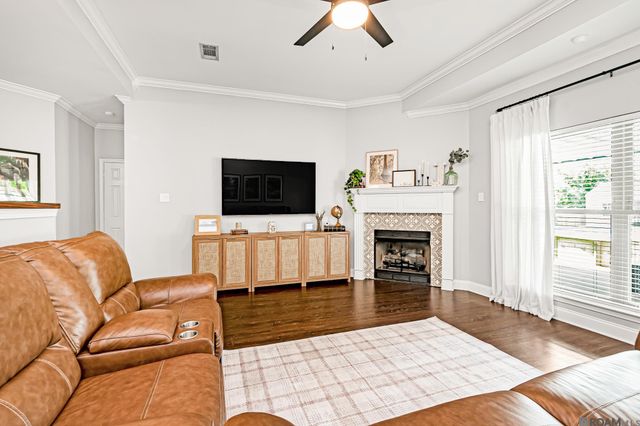 43058 Cypress Bend Ave, Gonzales, LA 70737