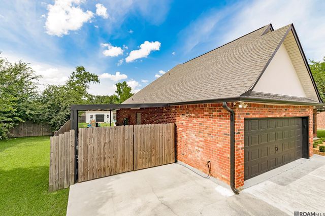 43058 Cypress Bend Ave, Gonzales, LA 70737