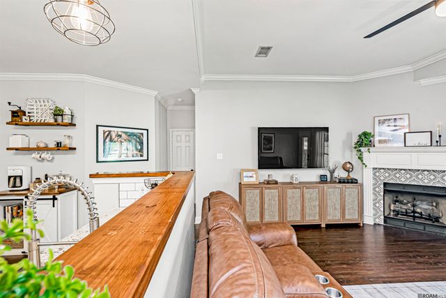 43058 Cypress Bend Ave, Gonzales, LA 70737