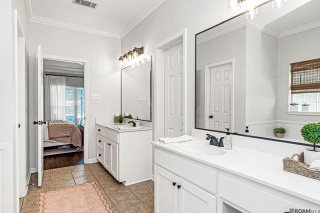 43058 Cypress Bend Ave, Gonzales, LA 70737