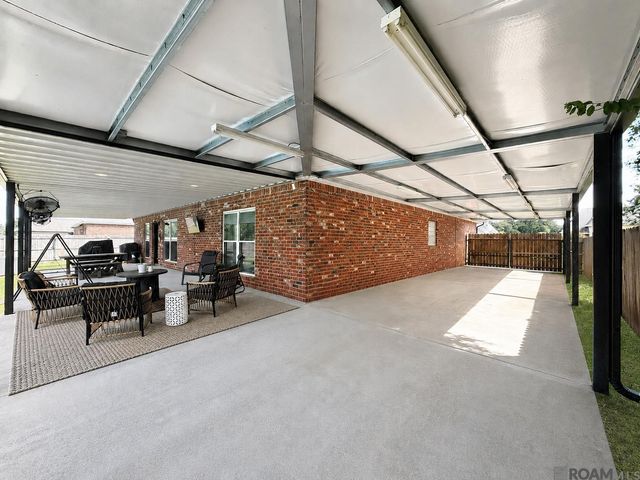 43058 Cypress Bend Ave, Gonzales, LA 70737