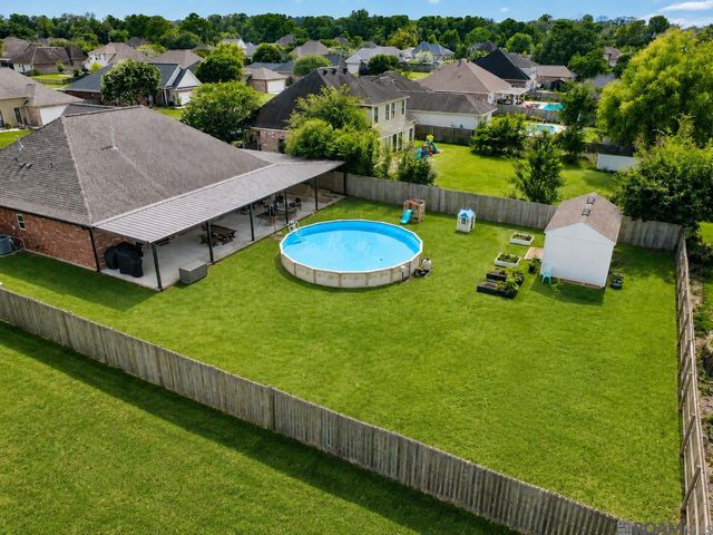 43058 Cypress Bend Ave, Gonzales, LA 70737