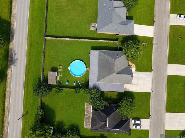 43058 Cypress Bend Ave, Gonzales, LA 70737