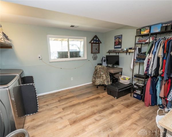 521 Rader Drive, Vandalia, OH 45377