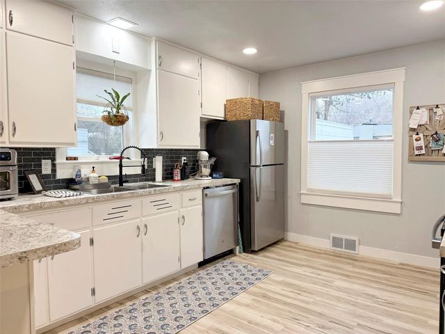 2134 14th Street, Eau Claire, WI 54703