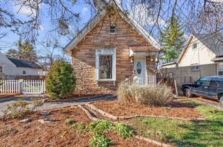 610 McClure Avenue, Elgin, IL 60123