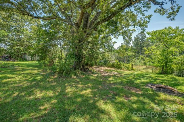 49 Meadowbrook Road, Rutherfordton, NC 28139