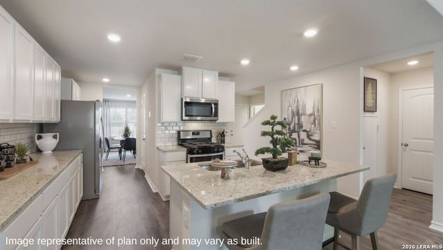 524 Avalon Banks, Cibolo, TX 78108