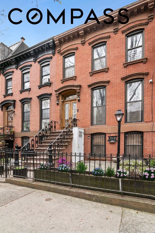352 Halsey Street, New York City, NY 11216